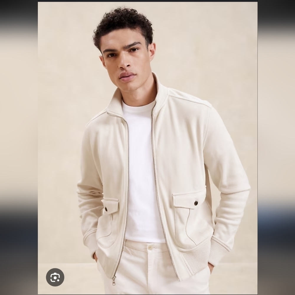 Banana Republic Off-White Bomber Jacket_Large